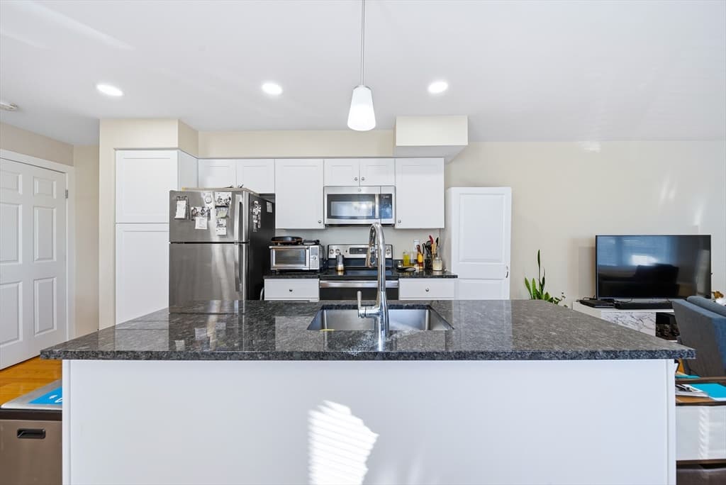 Single Family Residence at 527 Norfolk Street, Boston MA 02126, Boston, photo 10 of 37