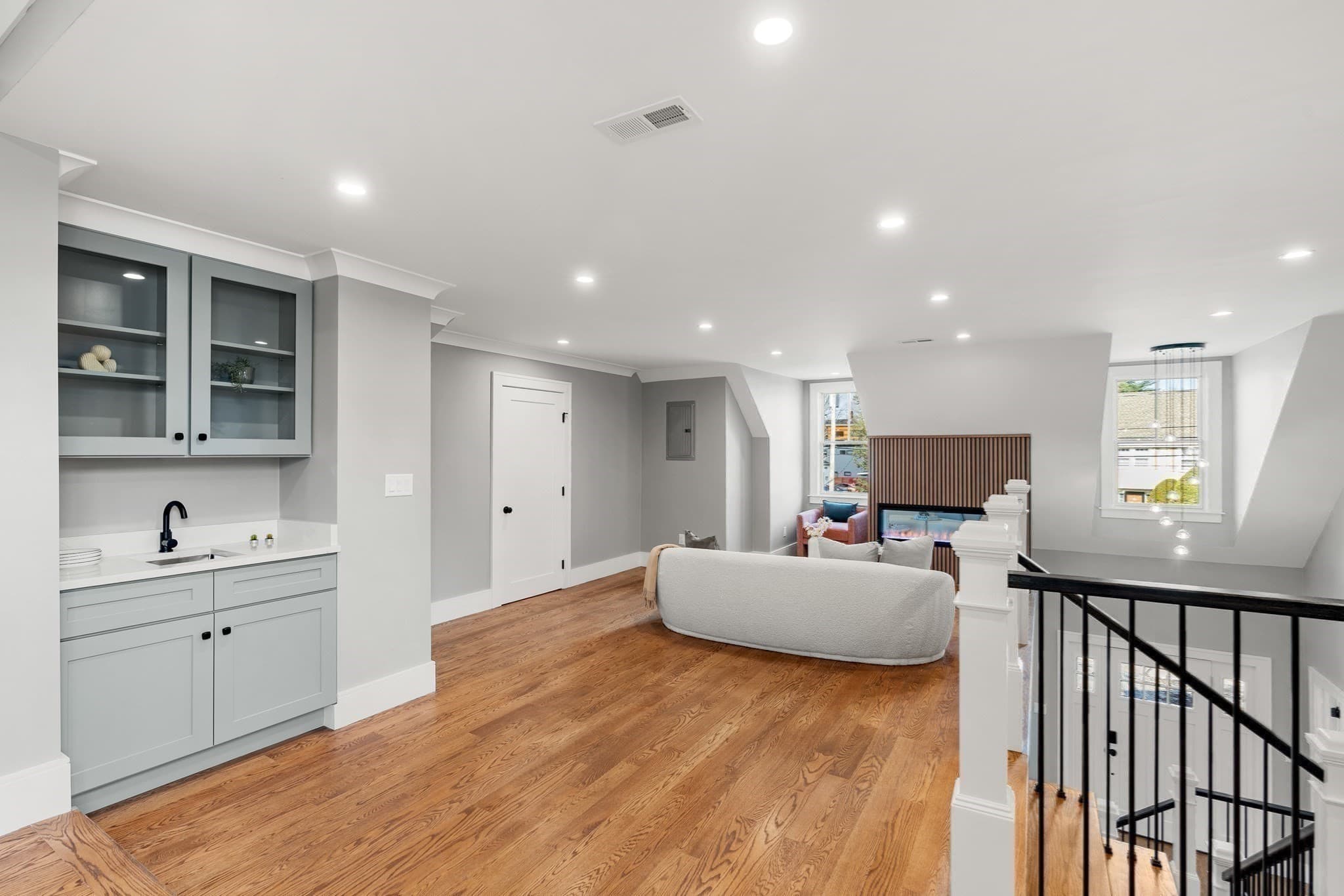 Single Family Residence at 462 Waltham Street, Newton MA 02465, Newton, photo 11 of 42