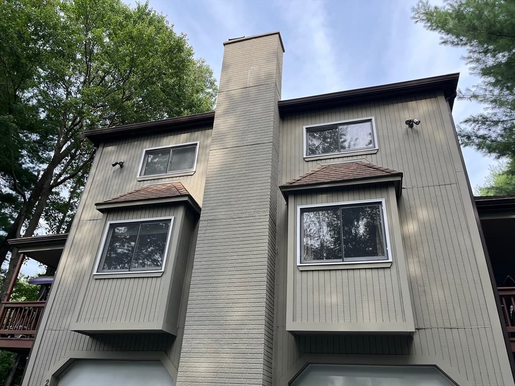 262 Captain Eames Circle # 262, Ashland MA 01721