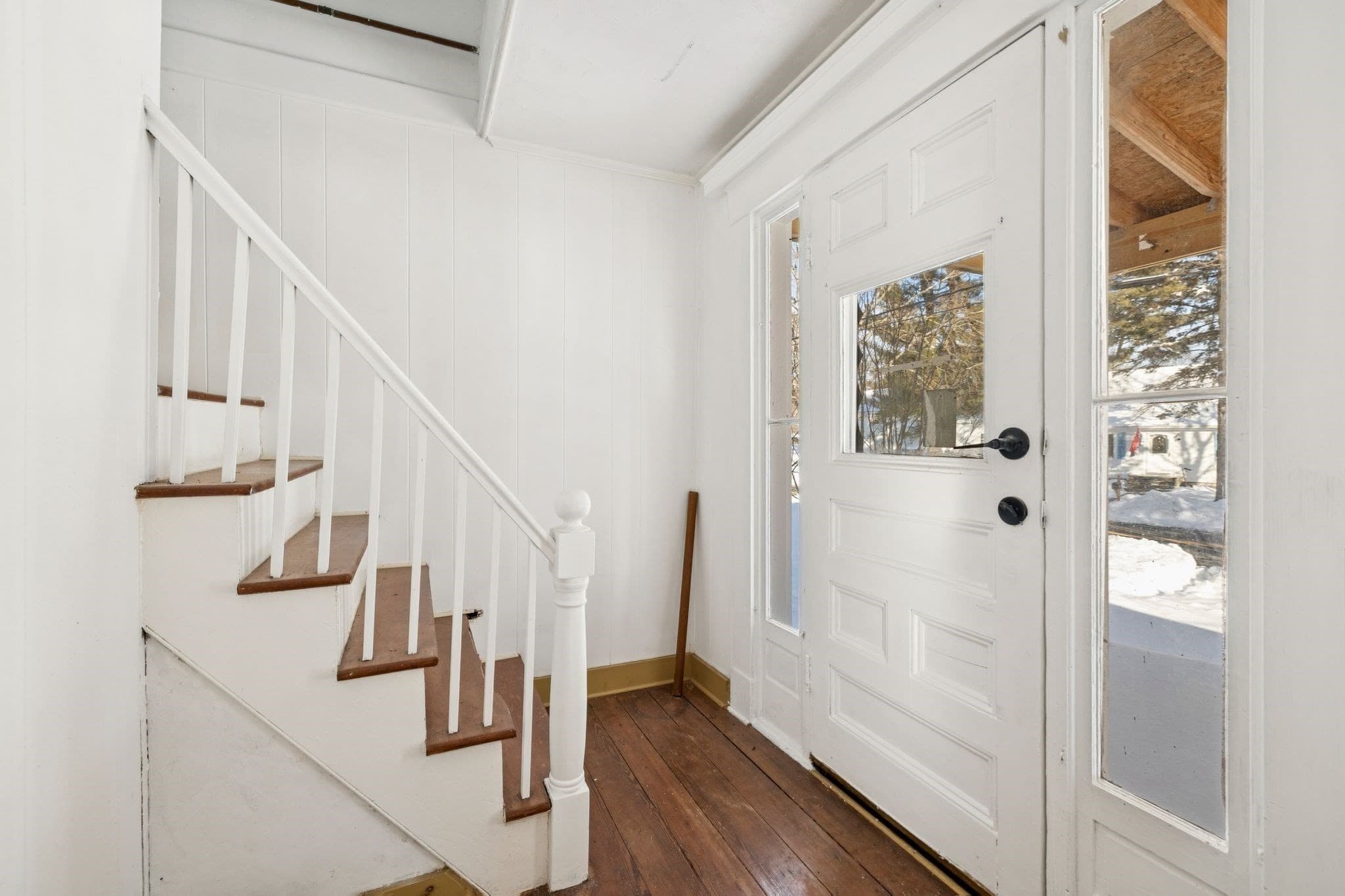 2 Family - 2 Units Up/Down at 86 Elm St, Swansea MA 02777, photo 2 of 16