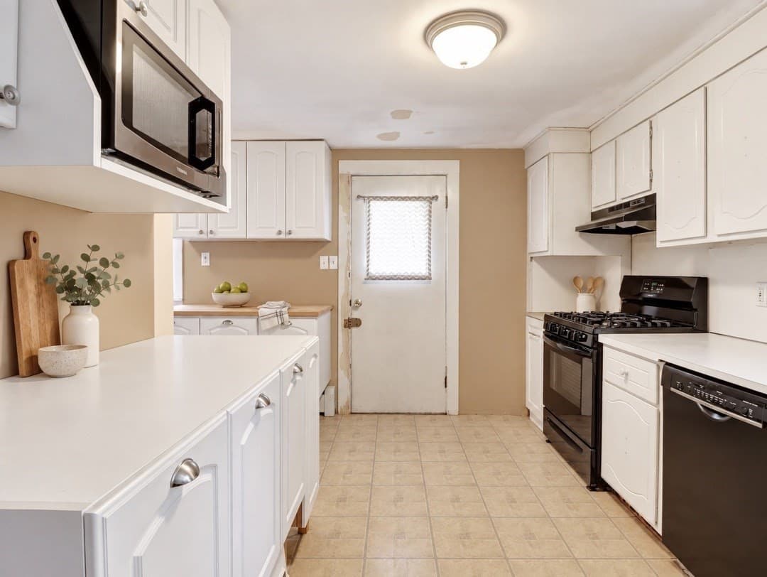 Single Family Residence at 69 Appleton St, Saugus MA 01906, photo 13 of 42