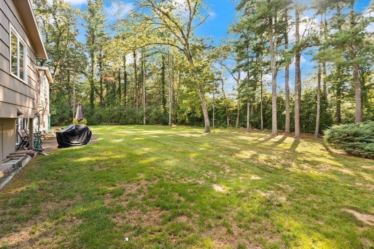 Single Family Residence at 39 Austin Rd, Sudbury MA 01776, photo 19 of 25