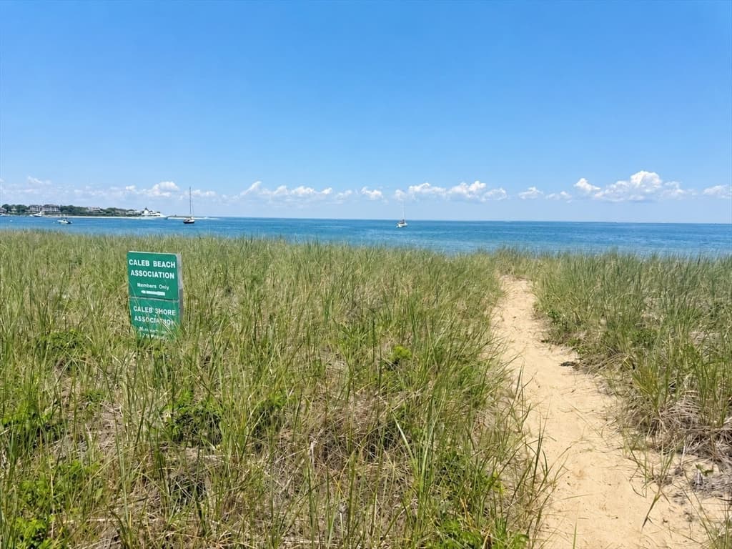 23 Calebs Common Lane, Edgartown MA 02539 photo 3