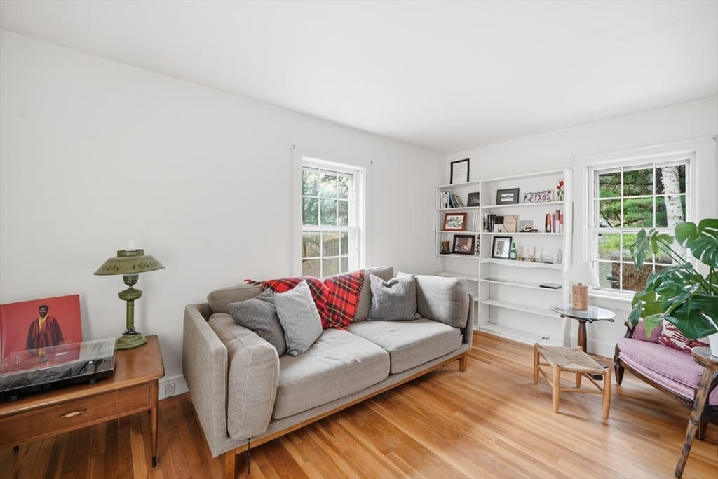Single Family Residence at 1177 Northampton St, Holyoke MA 01040, Holyoke, photo 18 of 29