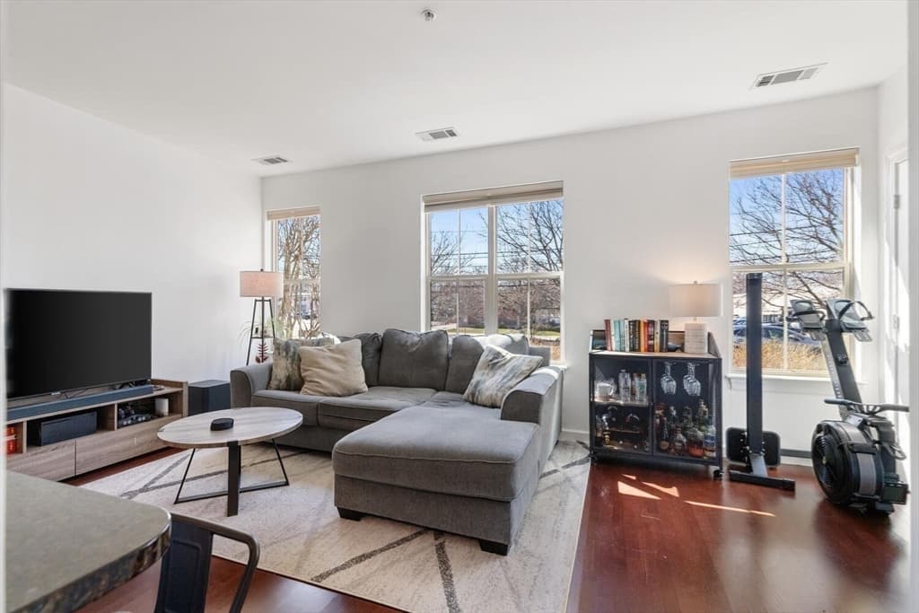Condominium at 4 Repton Cir # 4105, Watertown MA 02472, photo 2 of 39
