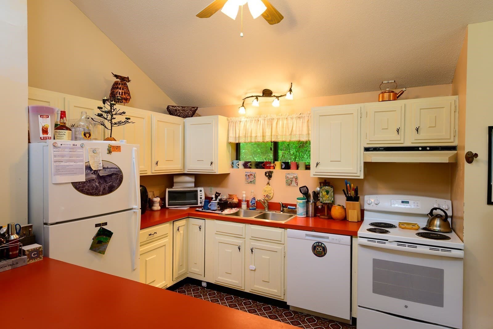Single Family Residence at 303 Lakeshore, Sandisfield MA 01255, photo 6 of 28