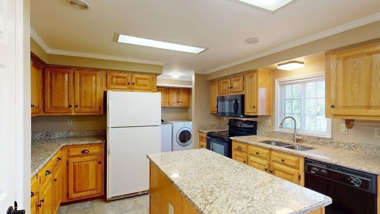 Mobile Home at 50 Highland St # 227, Taunton MA 02780, Taunton, photo 12 of 38