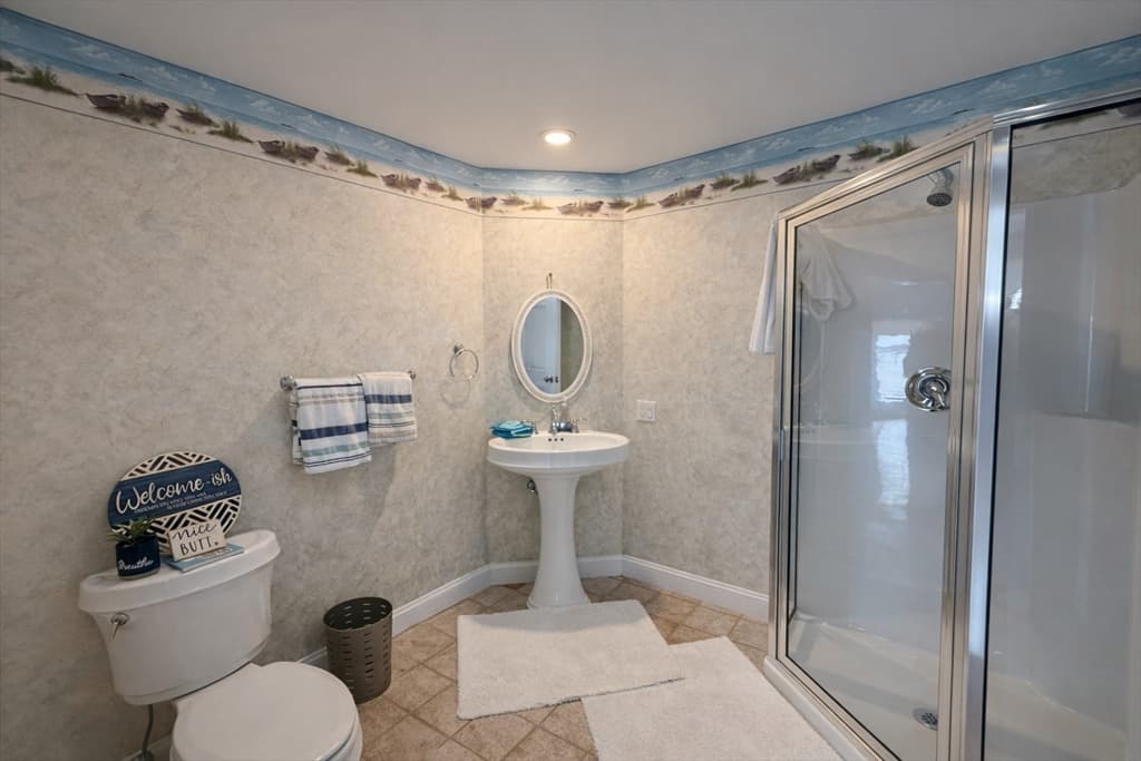 Single Family Residence at 57 Summit Ave, Swansea MA 02777, photo 12 of 31