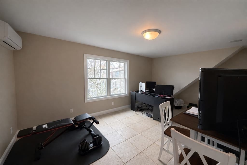 Single Family Residence at 57 Summit Ave, Swansea MA 02777, photo 21 of 31