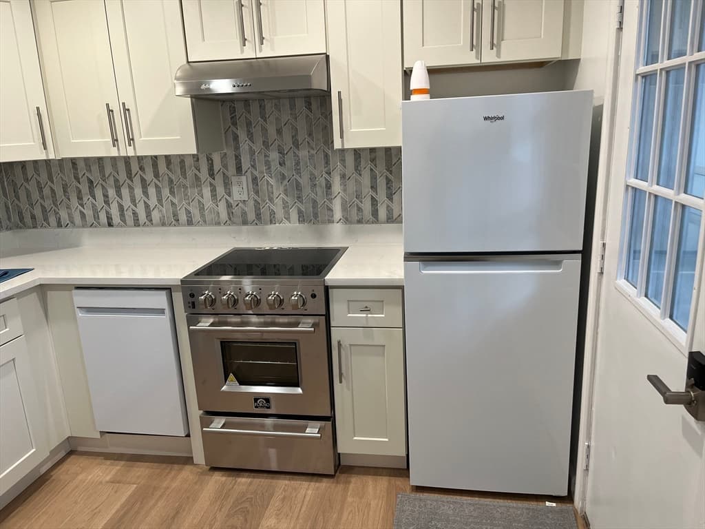 1169 Nantasket Ave # 2, Hull MA 02045 photo 4