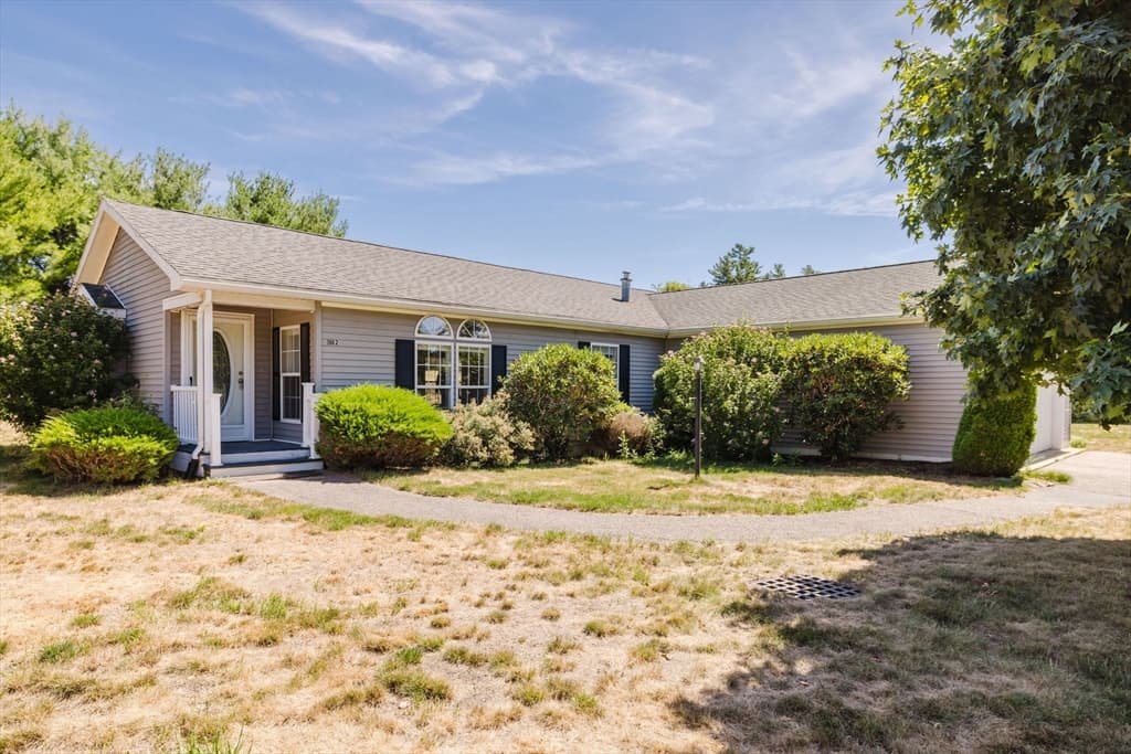2602 Green St, Middleboro MA 02346