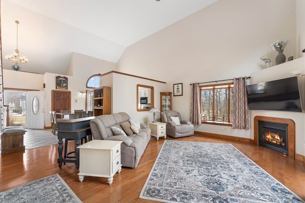 Condominium at 11 Aris Way # 11, Milford MA 01757, photo 12 of 36