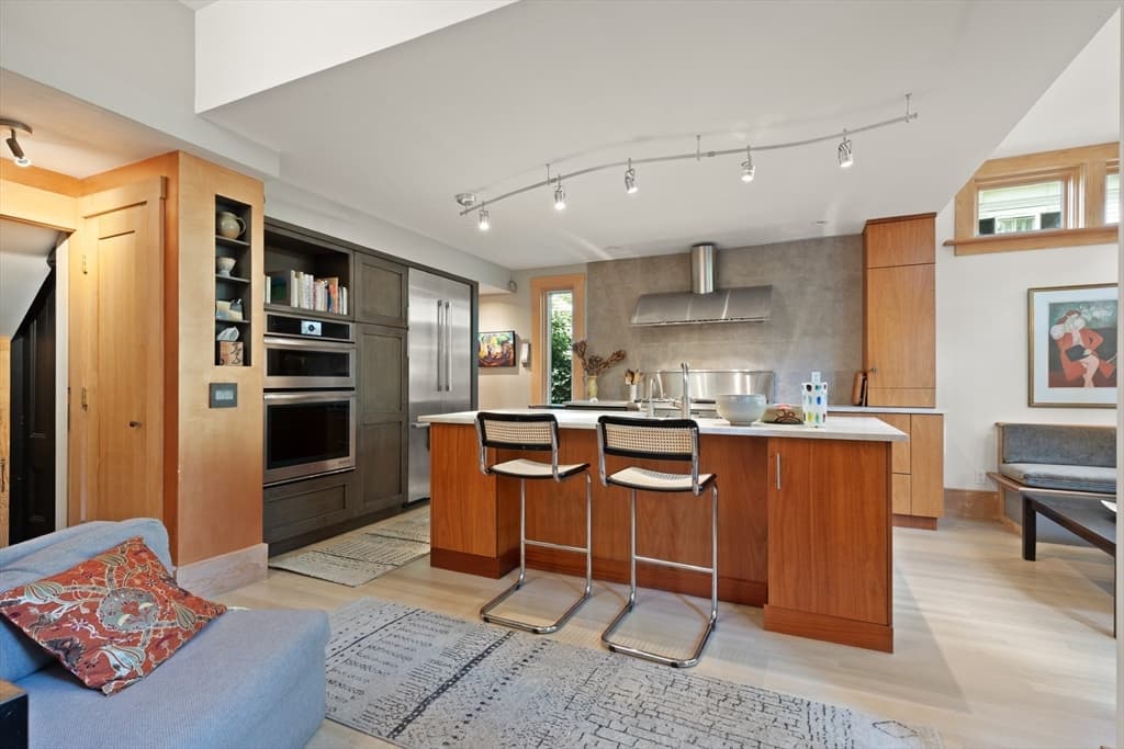 32 Hawthorn St, Cambridge MA 02138 photo 15