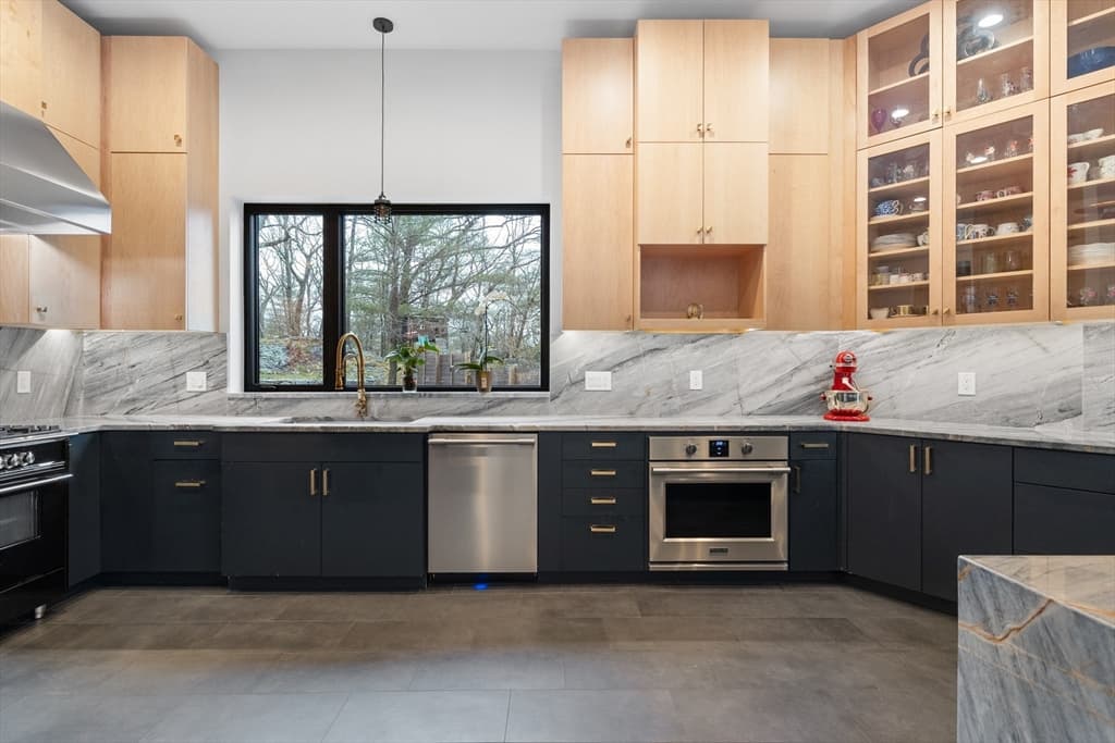 Single Family Residence at 71 Grove St, Brookline MA 02467, photo 21 of 42