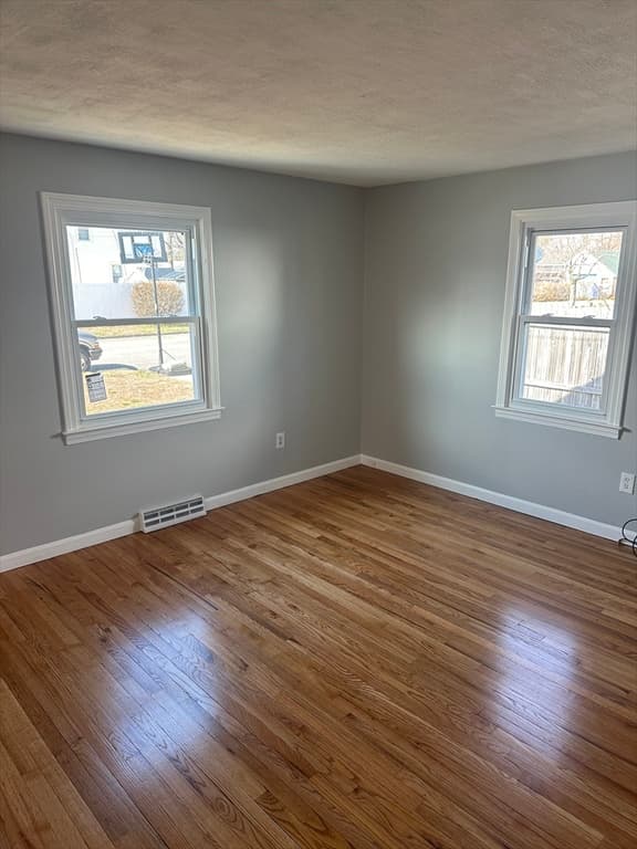 Single Family Residence at 51 East Canton, Springfield MA 01104, Springfield, photo 3 of 11
