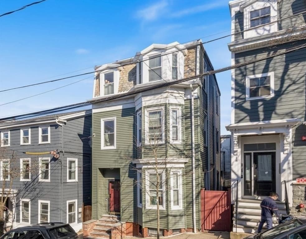16 Atlantic St, Boston MA 02127