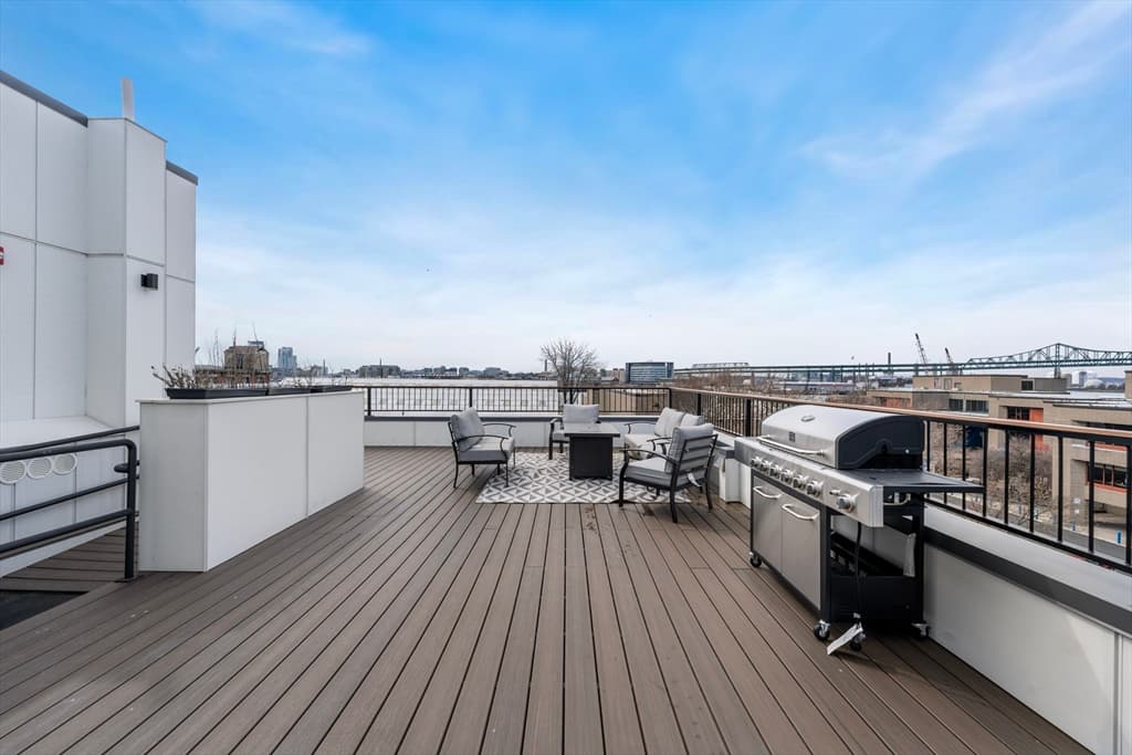 Condominium at 277 Border # 401A, Boston MA 02128, Boston, photo 14 of 15