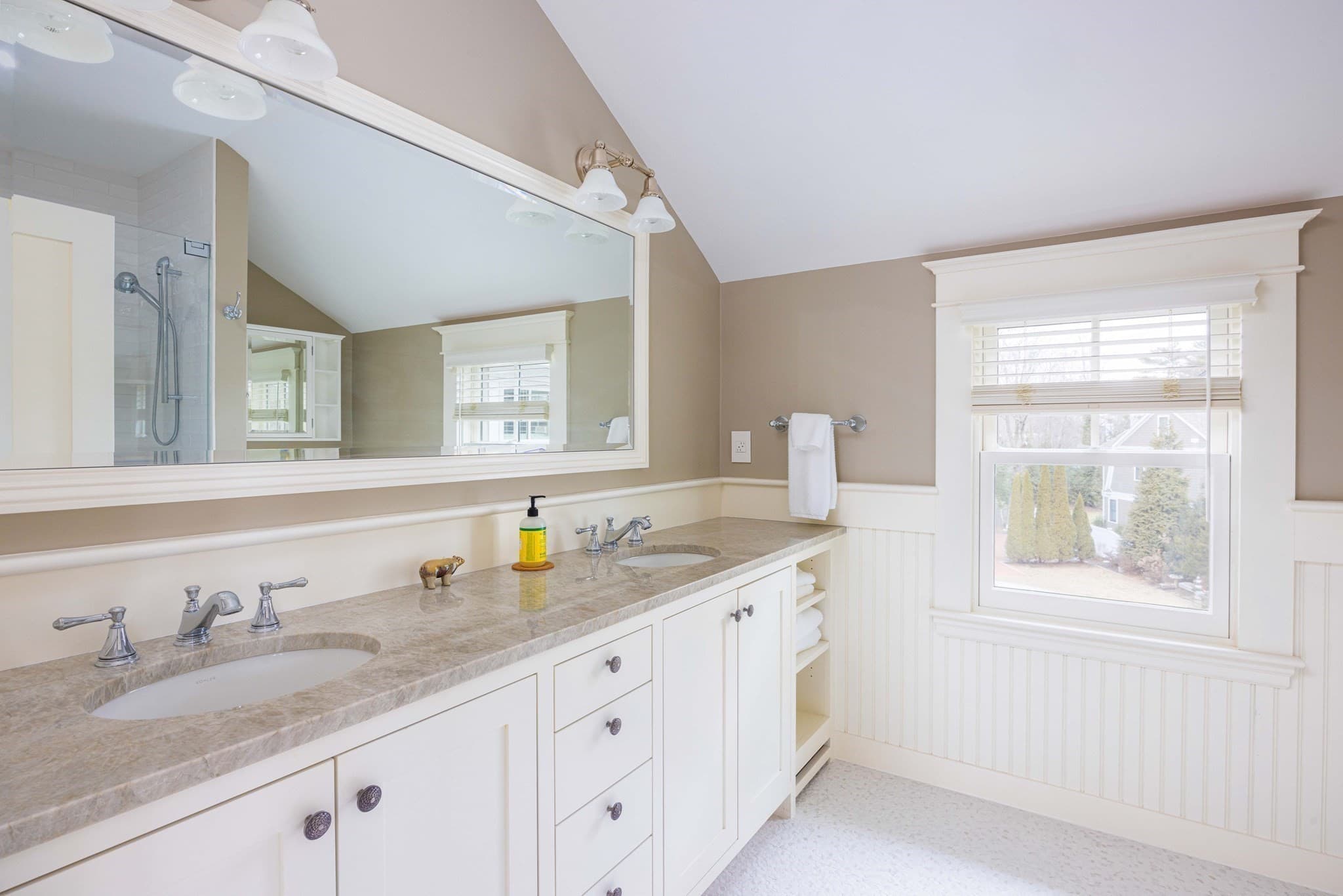 Single Family Residence at 34 Pilgrim Rd, Newton MA 02468, Newton, photo 18 of 29
