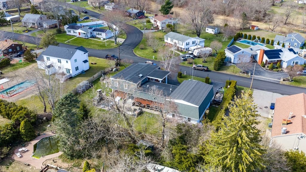 6 Middlefield Pl, Acushnet MA 02743 photo 8