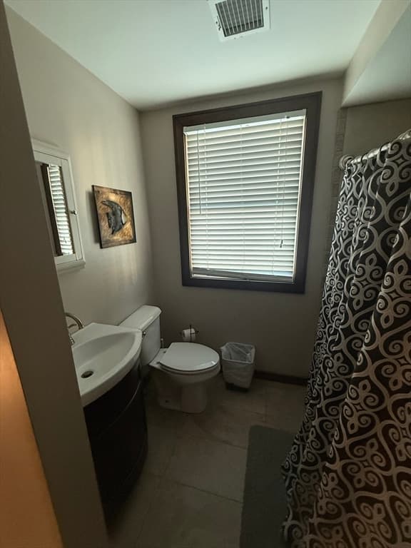 Single Family Residence at 271 Central Ave, Scituate MA 02047, photo 14 of 18