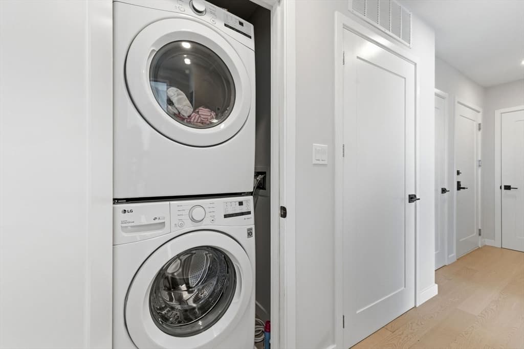 Condominium at 457 West Broadway # 506, Boston MA 02127, Boston, photo 23 of 37