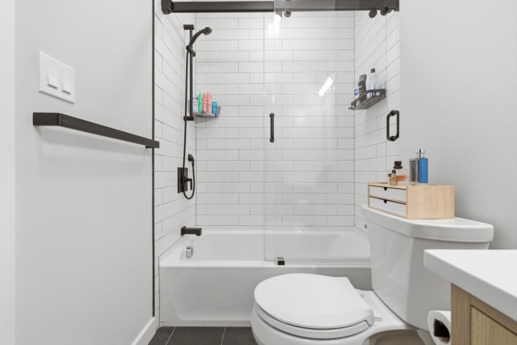 Condominium at 457 West Broadway # 506, Boston MA 02127, Boston, photo 22 of 37