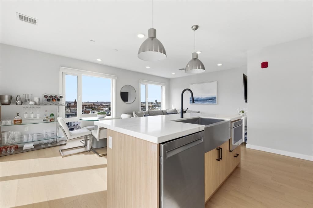 Condominium at 457 West Broadway # 506, Boston MA 02127, Boston, photo 7 of 37