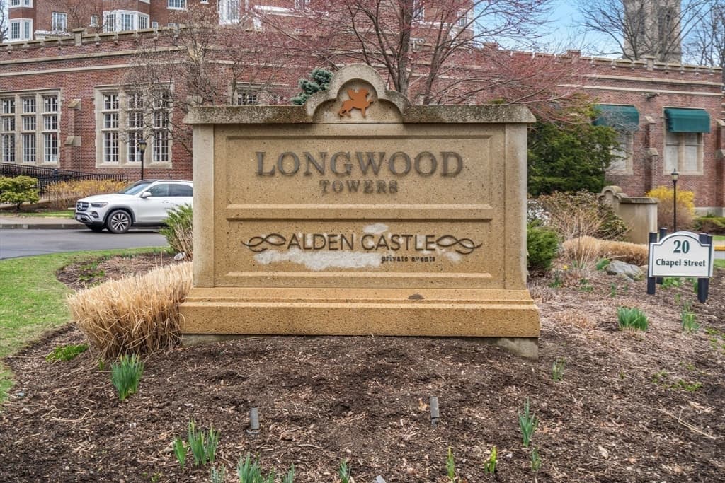 Condominium at 20 Chapel St # B309, Brookline MA 02446, photo 31 of 39