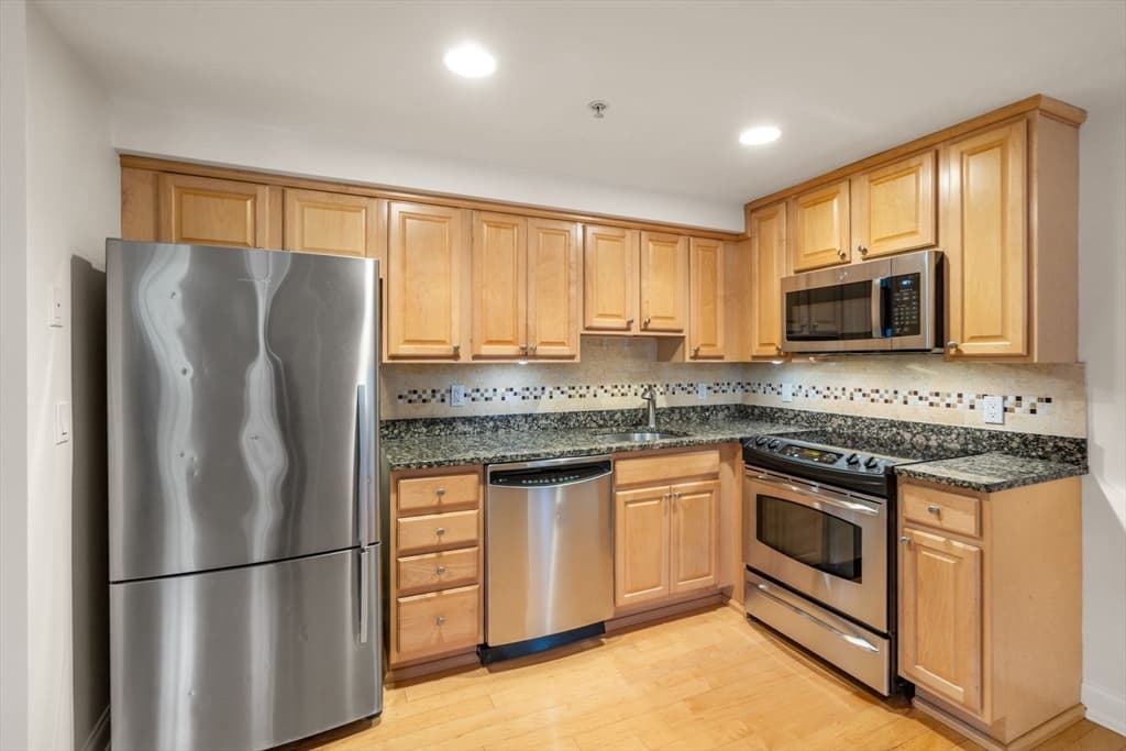 Condominium at 20 Chapel St # B309, Brookline MA 02446, photo 8 of 39