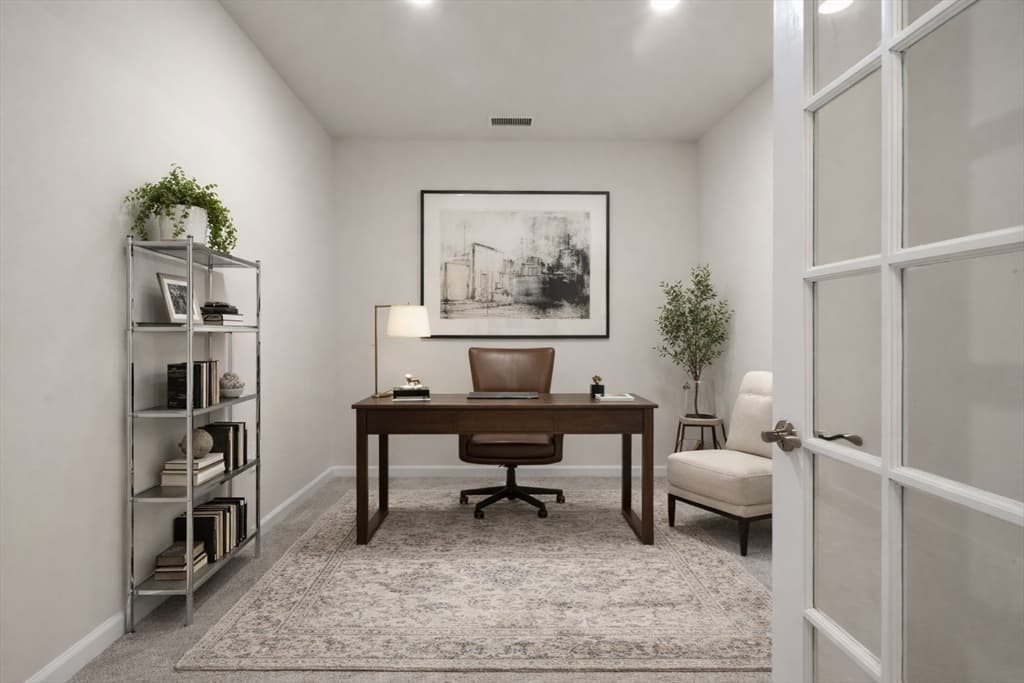 Condominium at 4 Stratton Dr # 308, Woburn MA 01801, Woburn, photo 14 of 24