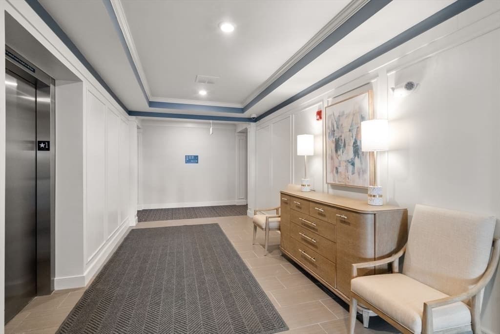 Condominium at 4 Stratton Dr # 308, Woburn MA 01801, Woburn, photo 21 of 24