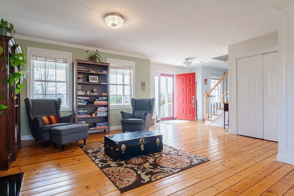Single Family Residence at 9 White Rd, Mendon MA 01756, Mendon, photo 6 of 41