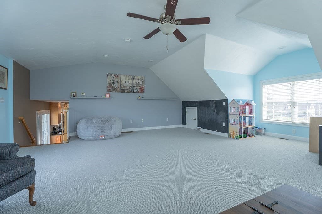Single Family Residence at 9 White Rd, Mendon MA 01756, Mendon, photo 13 of 41
