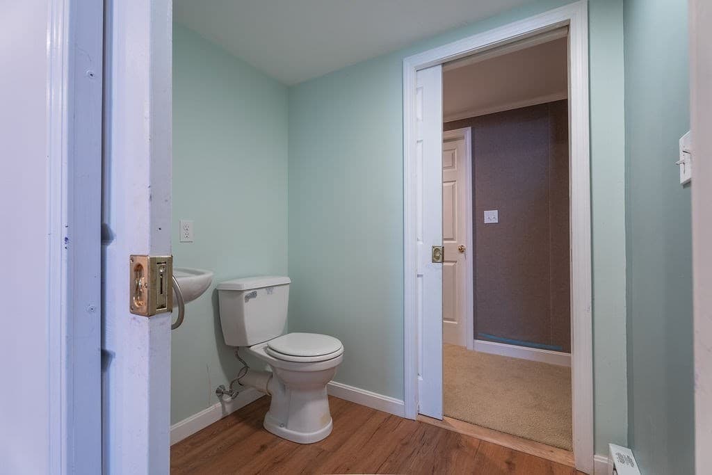 Single Family Residence at 9 White Rd, Mendon MA 01756, Mendon, photo 32 of 41