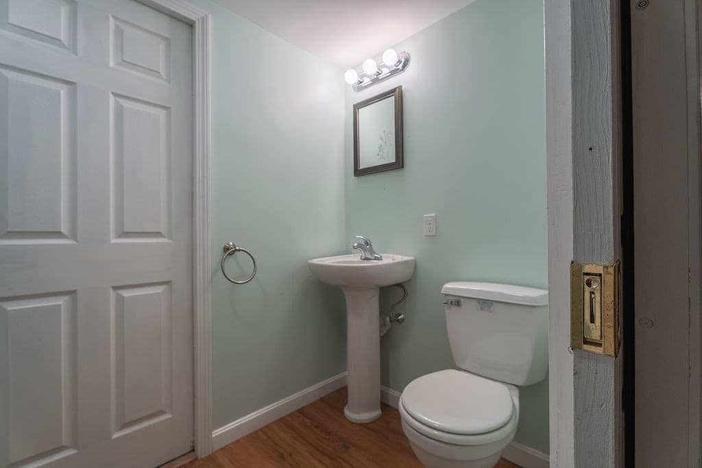 Single Family Residence at 9 White Rd, Mendon MA 01756, Mendon, photo 33 of 41