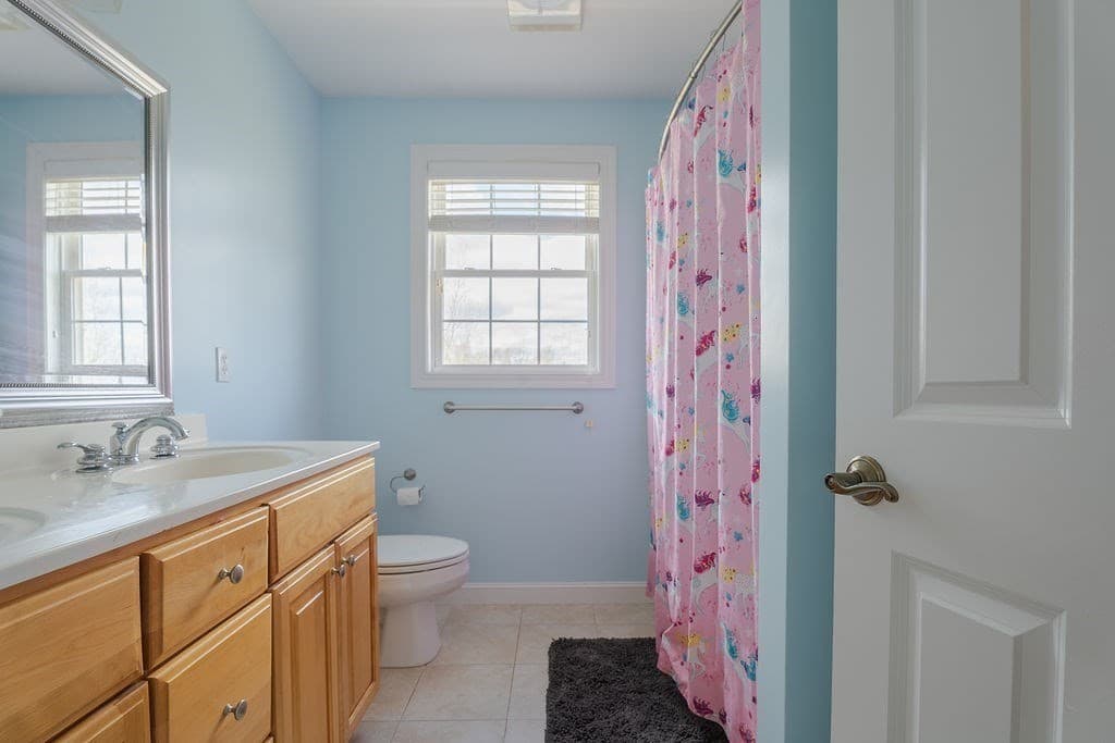 Single Family Residence at 9 White Rd, Mendon MA 01756, Mendon, photo 21 of 41