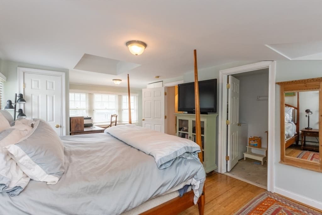 6 Willow Street, Wellesley MA 02481 photo 21