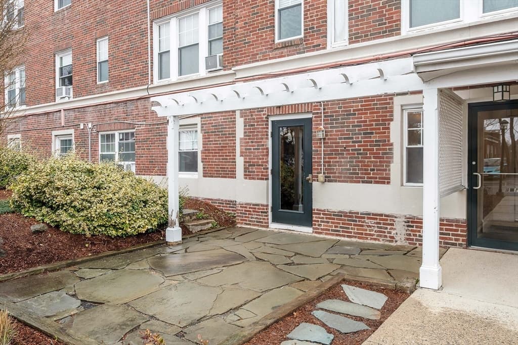 Condominium at 21 Bradlee Rd # 32, Medford MA 02155, photo 16 of 20
