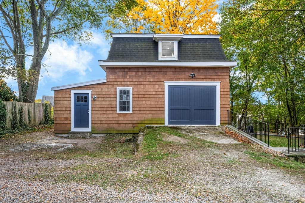 8 Pine St # 4, Boston MA 02136