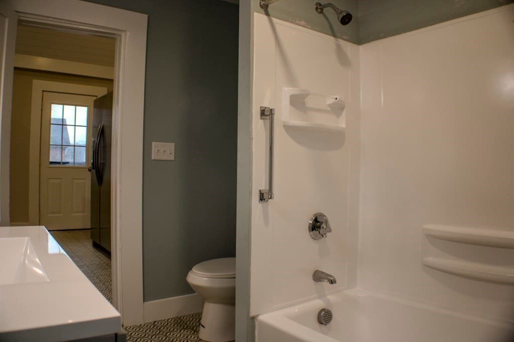 Single Family Residence at 250 Ashburnham St, Fitchburg MA 01420, photo 14 of 22