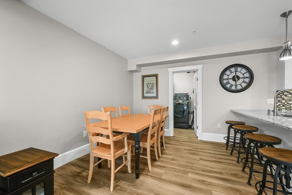 Condominium at 76 Court Street # 6, Plymouth MA 02360, Plymouth, photo 9 of 40