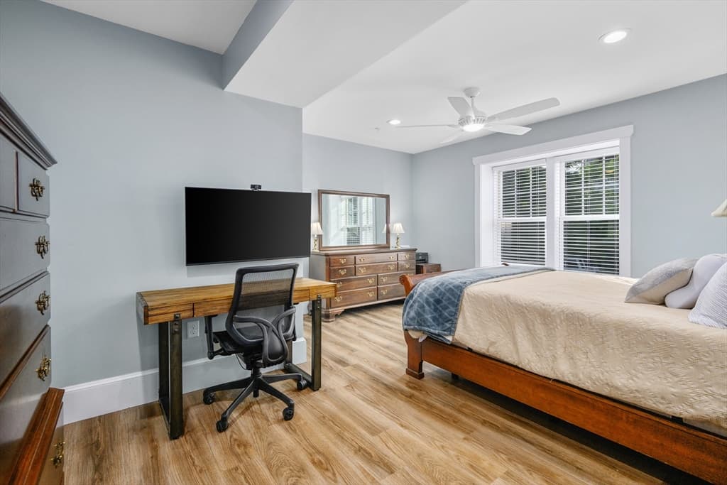 Condominium at 76 Court Street # 6, Plymouth MA 02360, Plymouth, photo 18 of 40