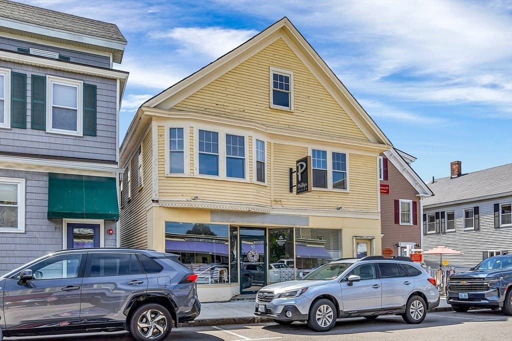95 Commonwealth Avenue, Concord MA 01742