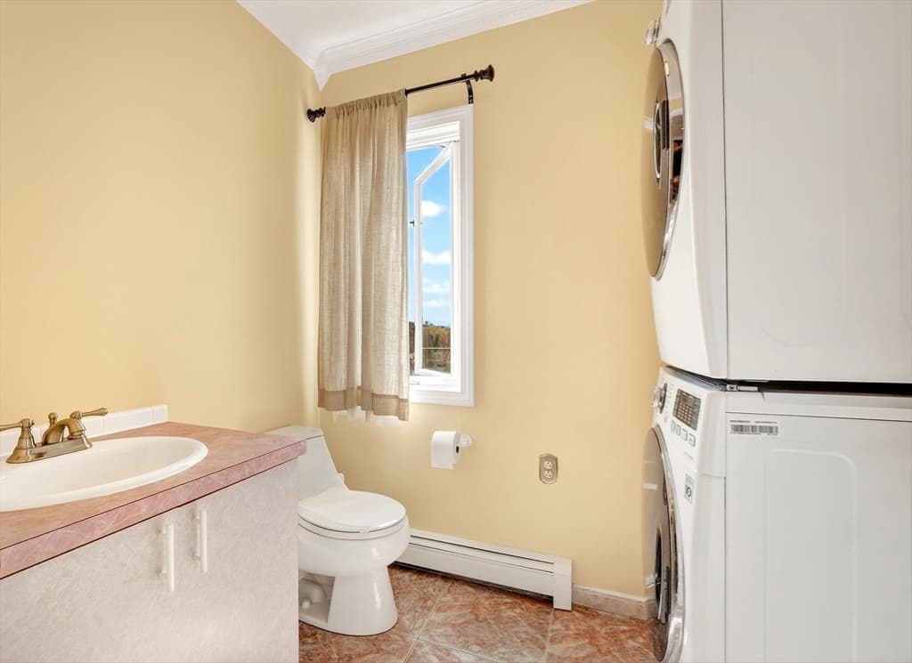 Single Family Residence at 12 Parkway Dr, Saugus MA 01906, Saugus, photo 23 of 42