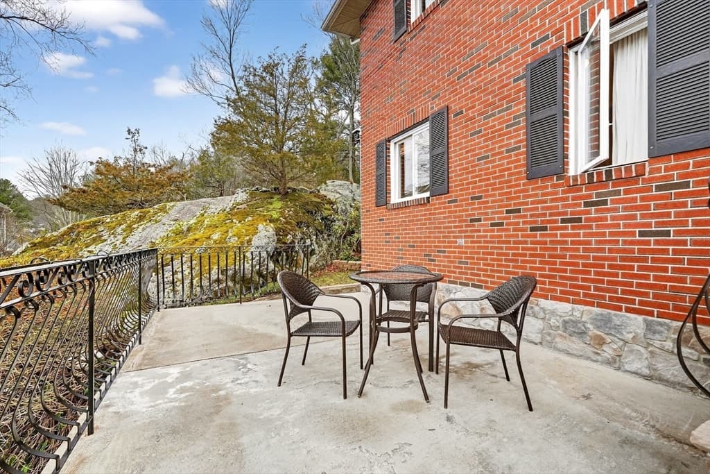 Single Family Residence at 12 Parkway Dr, Saugus MA 01906, Saugus, photo 30 of 42