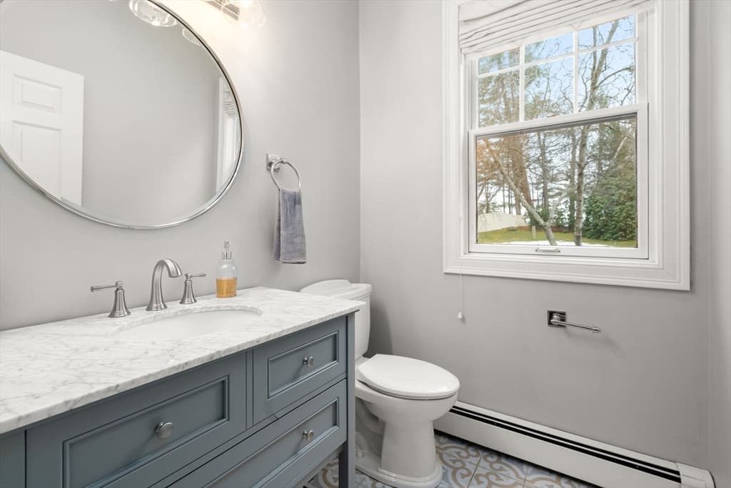 Single Family Residence at 7 Pettee's Pond Lane, Walpole MA 02081, Walpole, photo 15 of 40