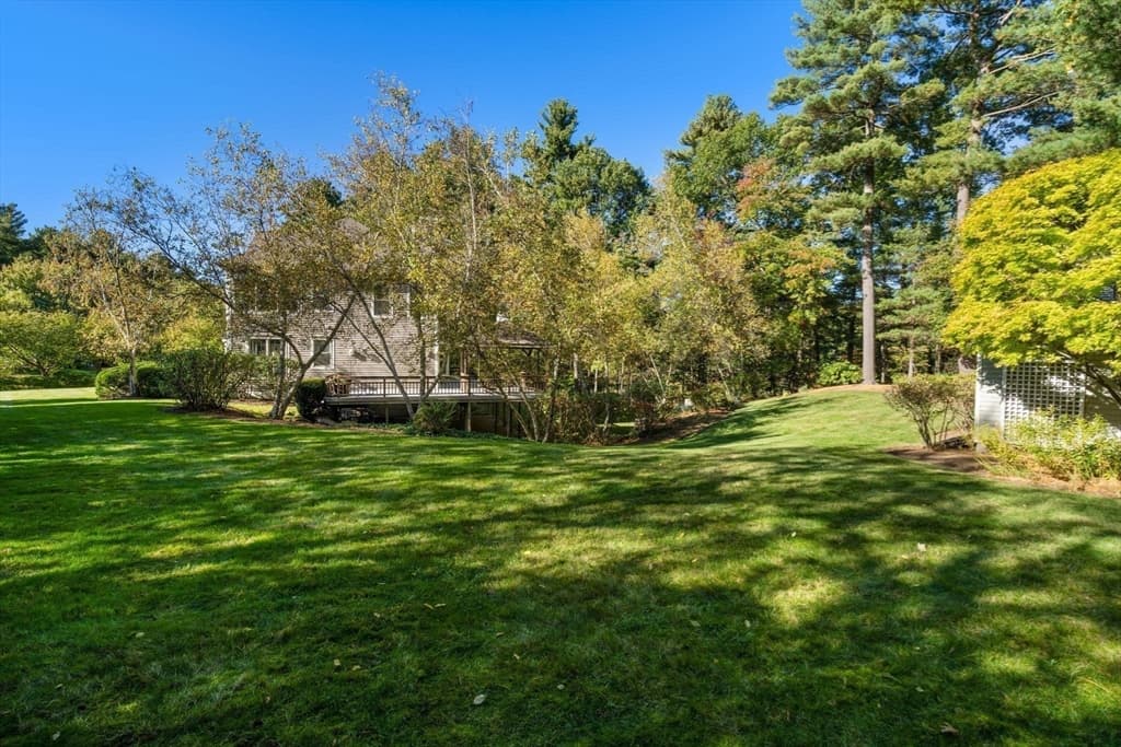 Single Family Residence at 7 Pettee's Pond Lane, Walpole MA 02081, Walpole, photo 35 of 40
