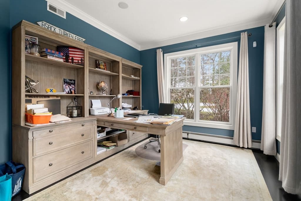 Single Family Residence at 7 Pettee's Pond Lane, Walpole MA 02081, Walpole, photo 25 of 40