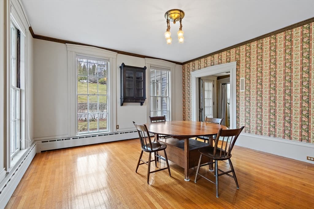 490 Pleasant St, Belmont MA 02478 photo 10