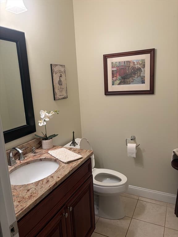 Condominium at 10 White Cedar Drive # 10, Middleton MA 01949, Middleton, photo 9 of 42